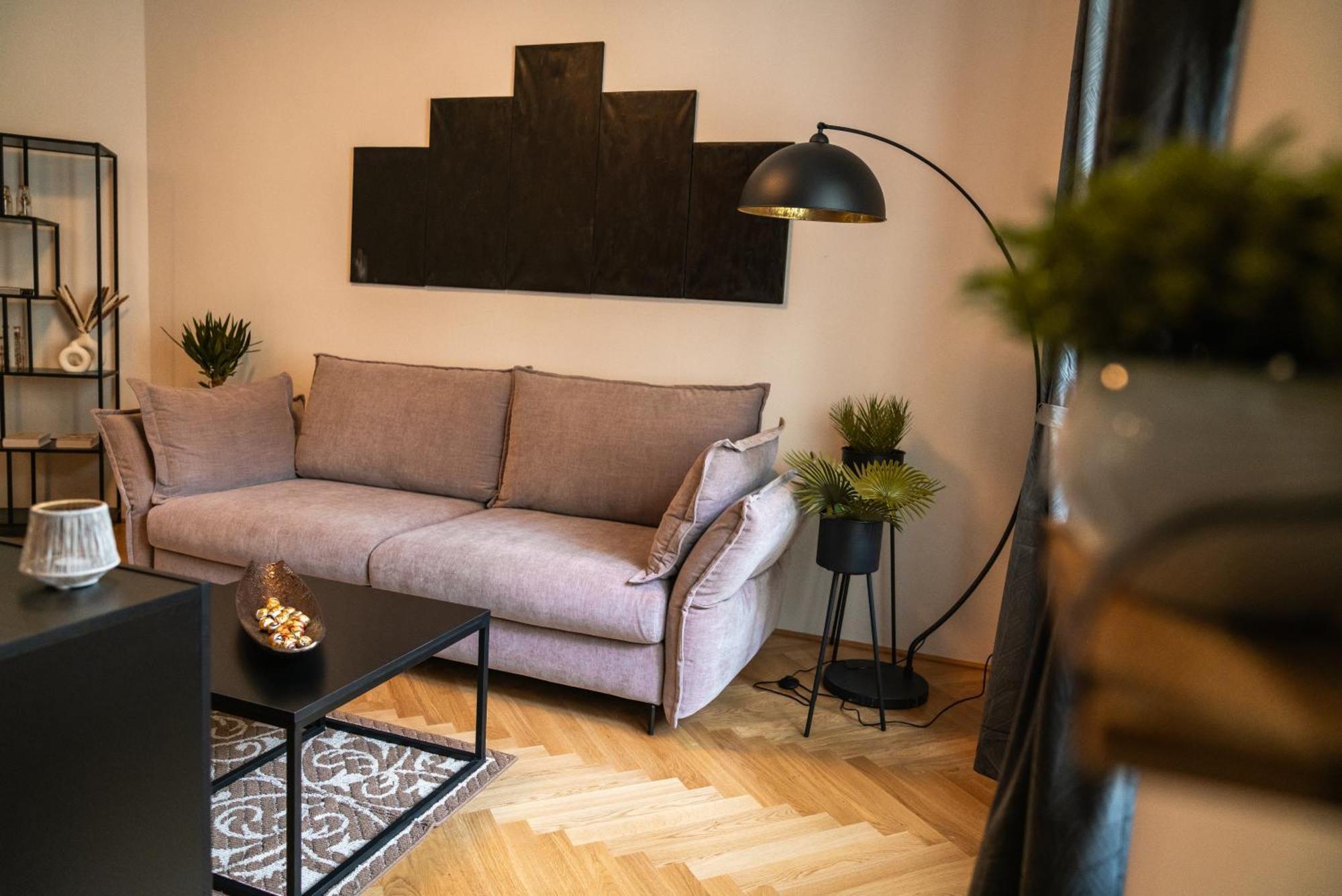 Vienna City: Live, Work, Play ภายนอก รูปภาพ